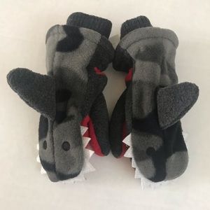 Gap New Shark Mittens Gray Camo Toddler S/M Gloves
